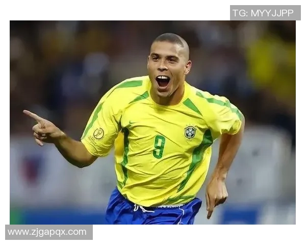 现役最年轻足球球星：突破年龄极限的天才球员群像